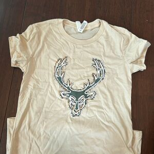 Bucked Up Cream Small Tshirt NWT